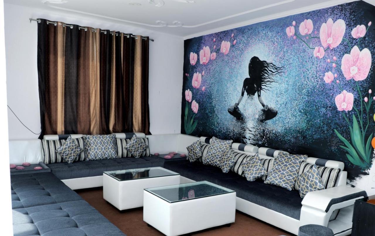 Orchid Hostel Risikés Kültér fotó