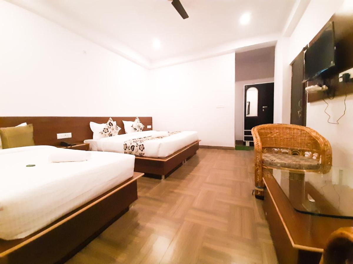 Orchid Hostel Risikés Kültér fotó
